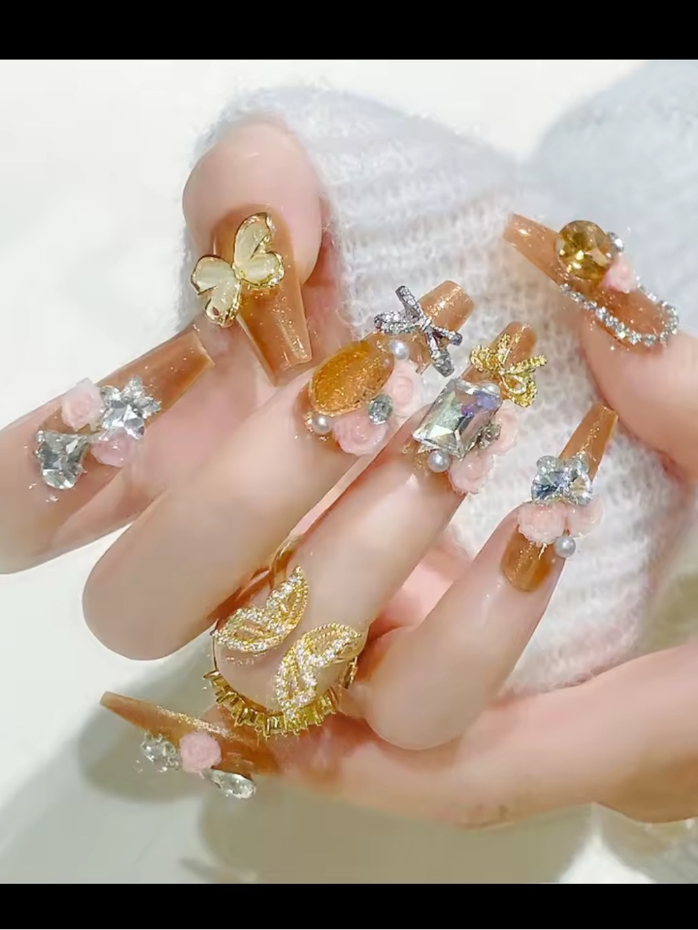 24 pcs nails natural delicate & comfortable reusable!